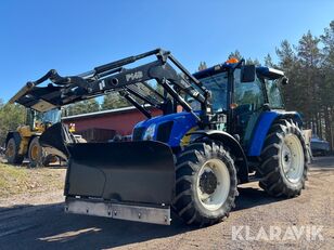 kolesový traktor New Holland T5040