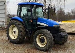 kolesový traktor New Holland TD 90D 4x4 90KM