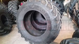 nová pneumatika na traktor Mitas 650/65R38