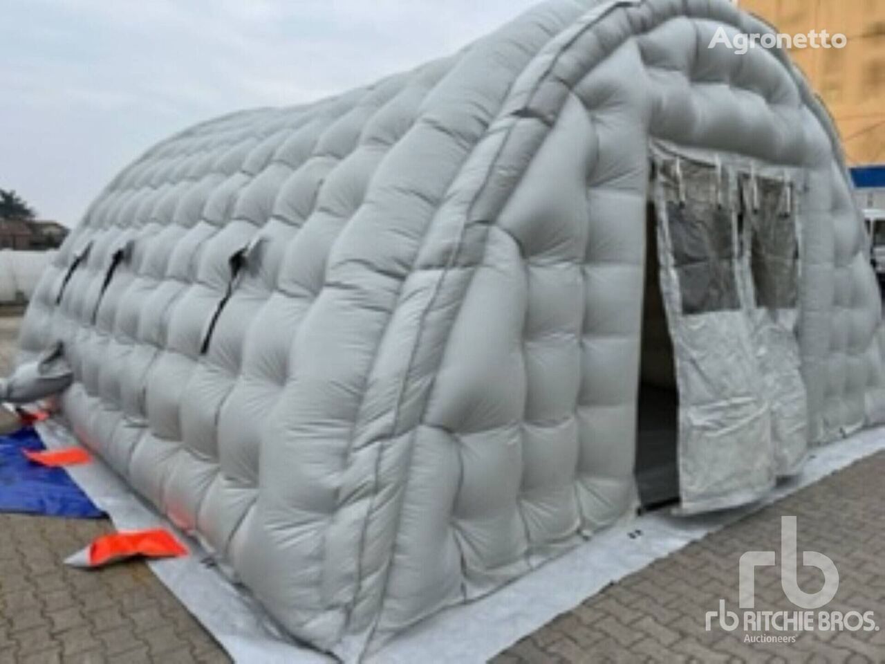 nový látkový hangár inflatable tent